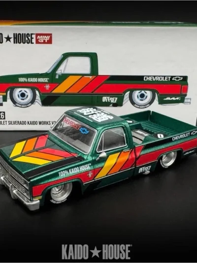 Kaido House x Mini GT 164 Chevrolet Silverado KAIDO WORKS V3 Dark Green