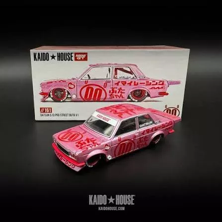 KAIDO HOUSE x MINIGT KHMG161 Datsun 510 Pro Street Buta V1 -PINK