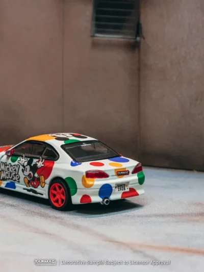 TARMAC WORKS GLOBAL64 1:64 VERTEX SILVIA (S15) MICKEY MOUSE